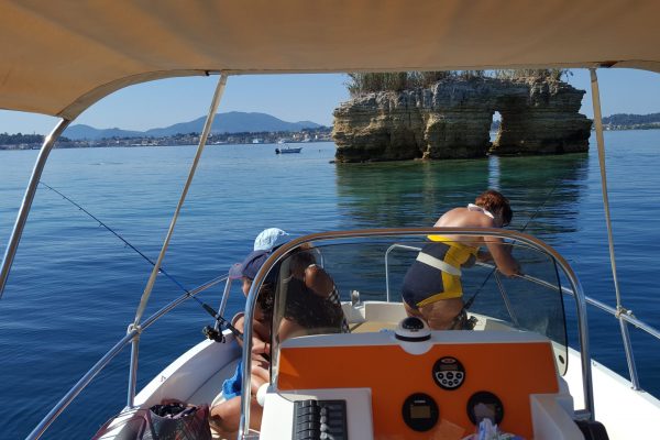 cta-luxboats.jpg
